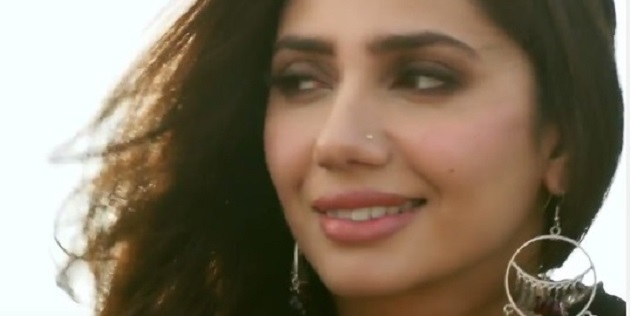 Shahrukh Khan's Raees Movie Actress "Mahira Khan" HD Wallpaper - Celeb Gyan