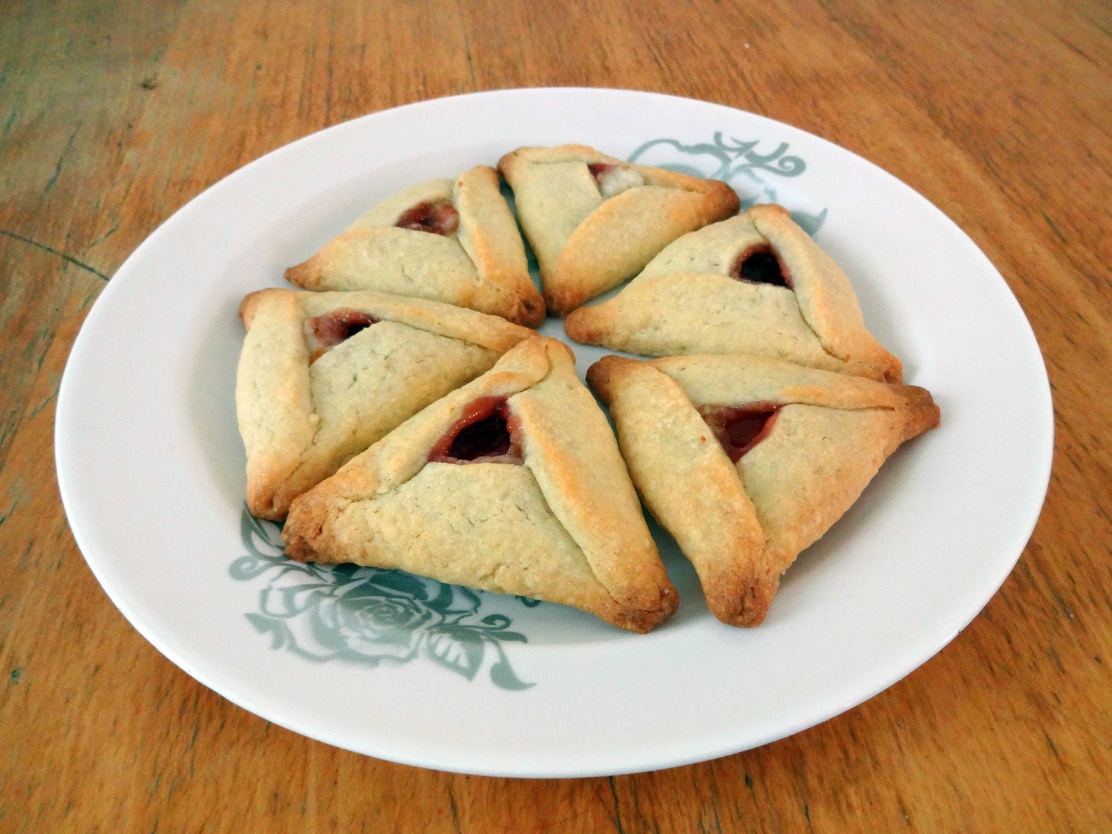 Baking and Mistaking: Strawberry Cheesecake Hamantaschen