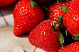 Benefits of Strawberry |Health Tips:Strawberry keeps the heart healthy