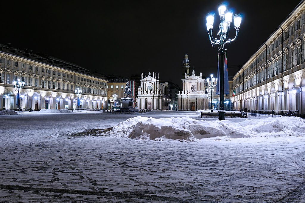 Torino Daily Photo Piazza San Carlo and the snow