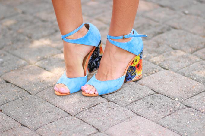 Belle de Couture: Blue Suede Shoes