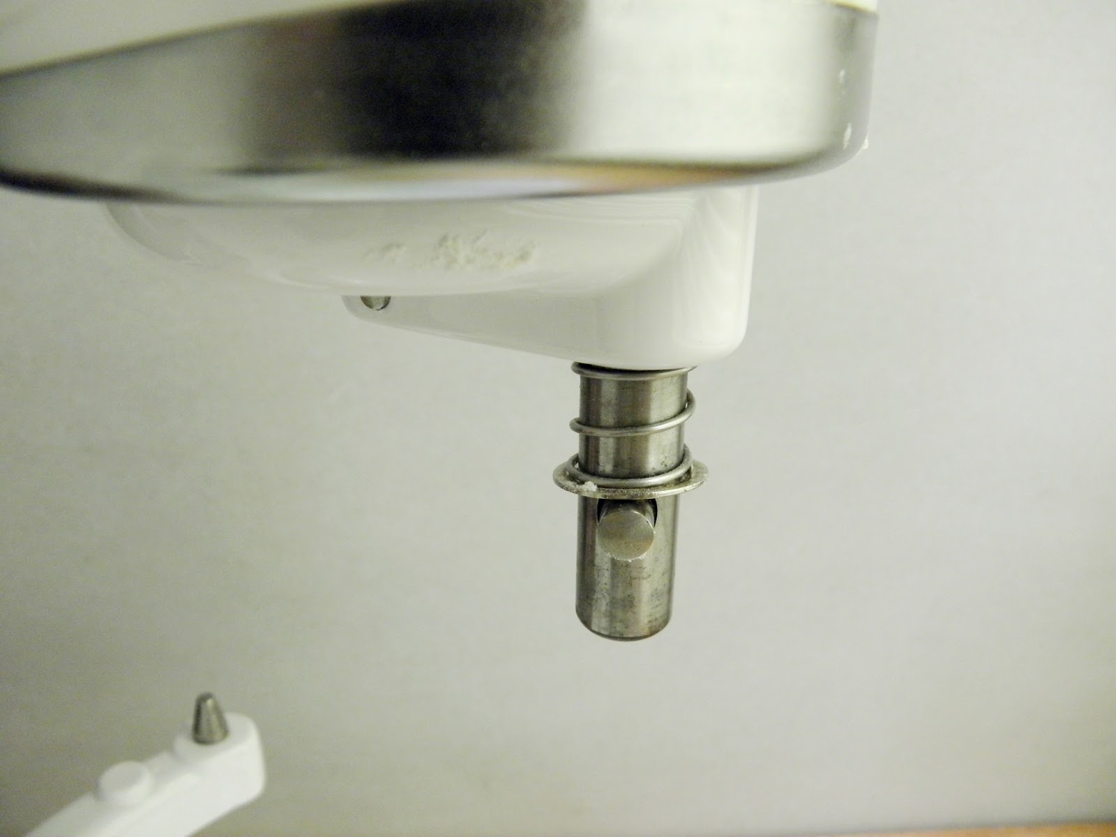 Cleaning a Stand Mixer