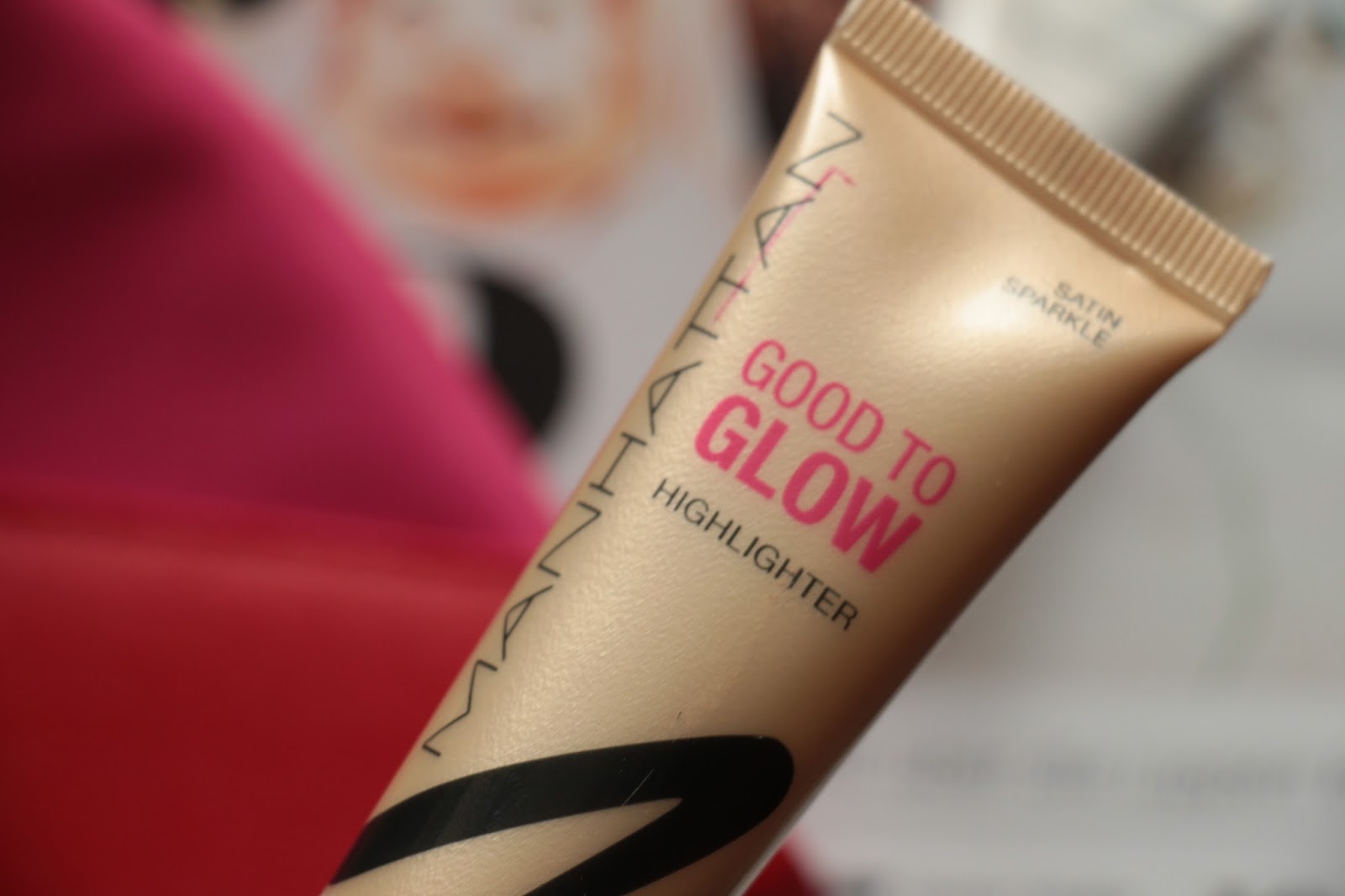 Strobing MAC Strobe Cream vs. Manhattan Good to Glow Highlighter