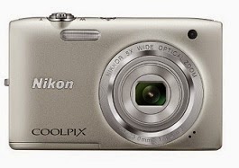 Nikon Coolpix S2800 Camera (Silver) + 4GB card + Case