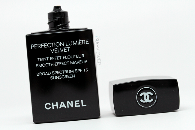 Chanel Double Perfection Compact Lumiere Long-Wear Flawless Sunscreen  Powder Makeup SPF 15 20 Beige