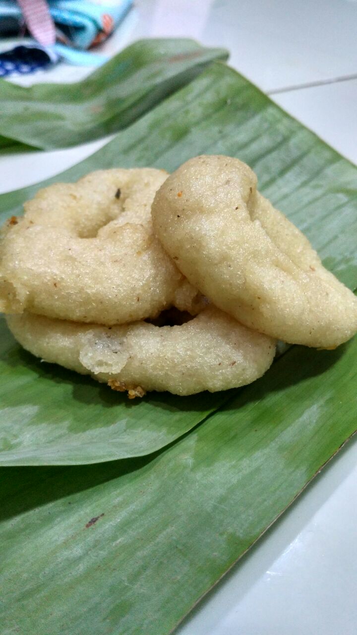 Jajanan Tradisional Jolobiyo Khas Comal Nyi Penengah Dewanti