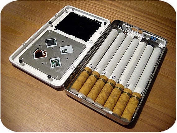 Gambar orang merokok