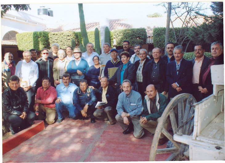 Miembros de la Asociación de Cronistas e Historiadores de Sinaloa AC