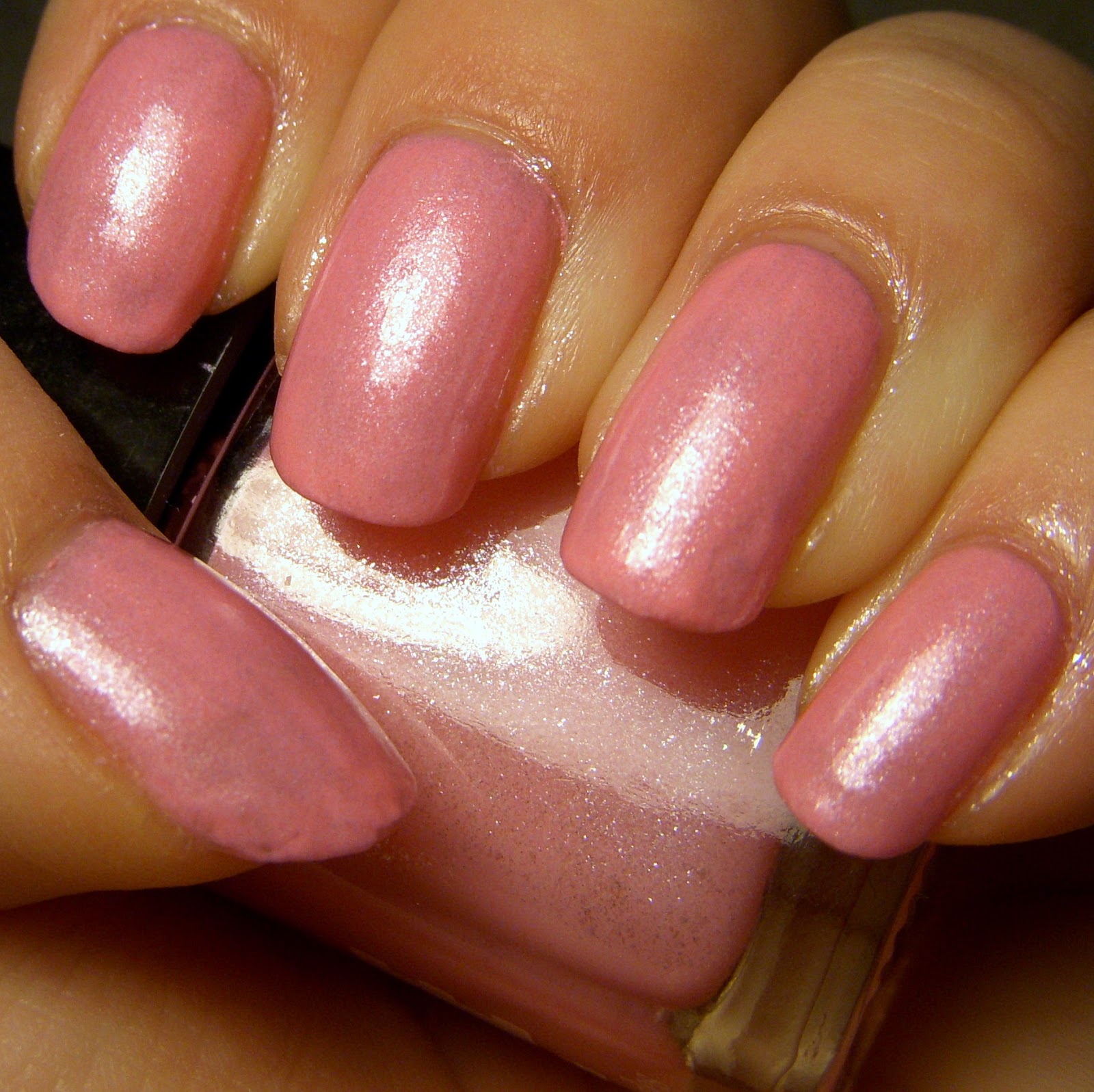 Quixii's Nails: Swatch: Tip Toe 