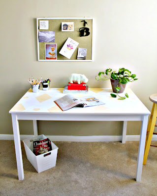 Diamond patterned craft table