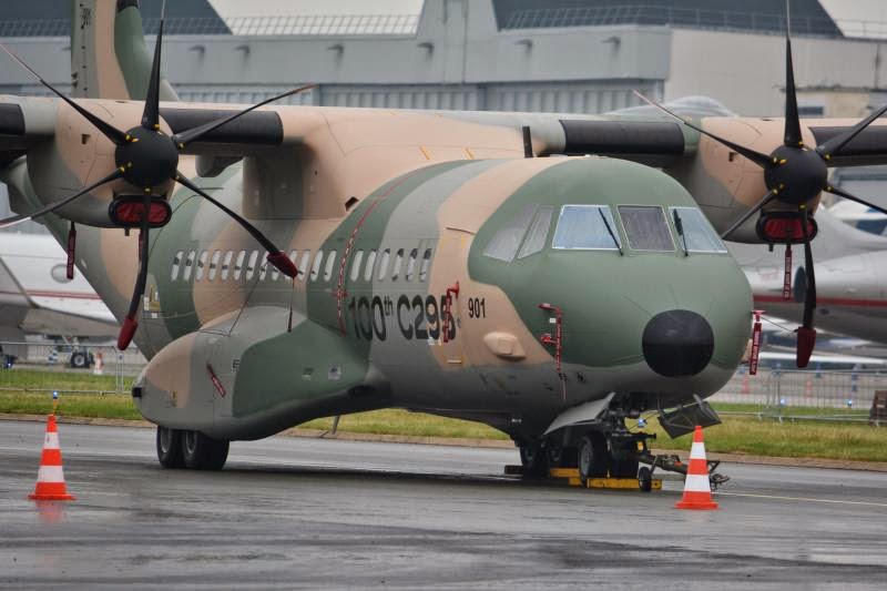 AIR_C-295_Le_Bourget_2013_Airbus_lg.jpg