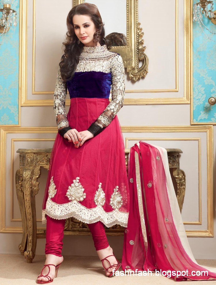 NEED MORE OUTFIT INSPO? Get the latest fashion trends only on Vogue India. Catch the latest celebrity style fashion trends, outfit ideas & fashion styles. days FREE VOGUE MEMBERSHIP.