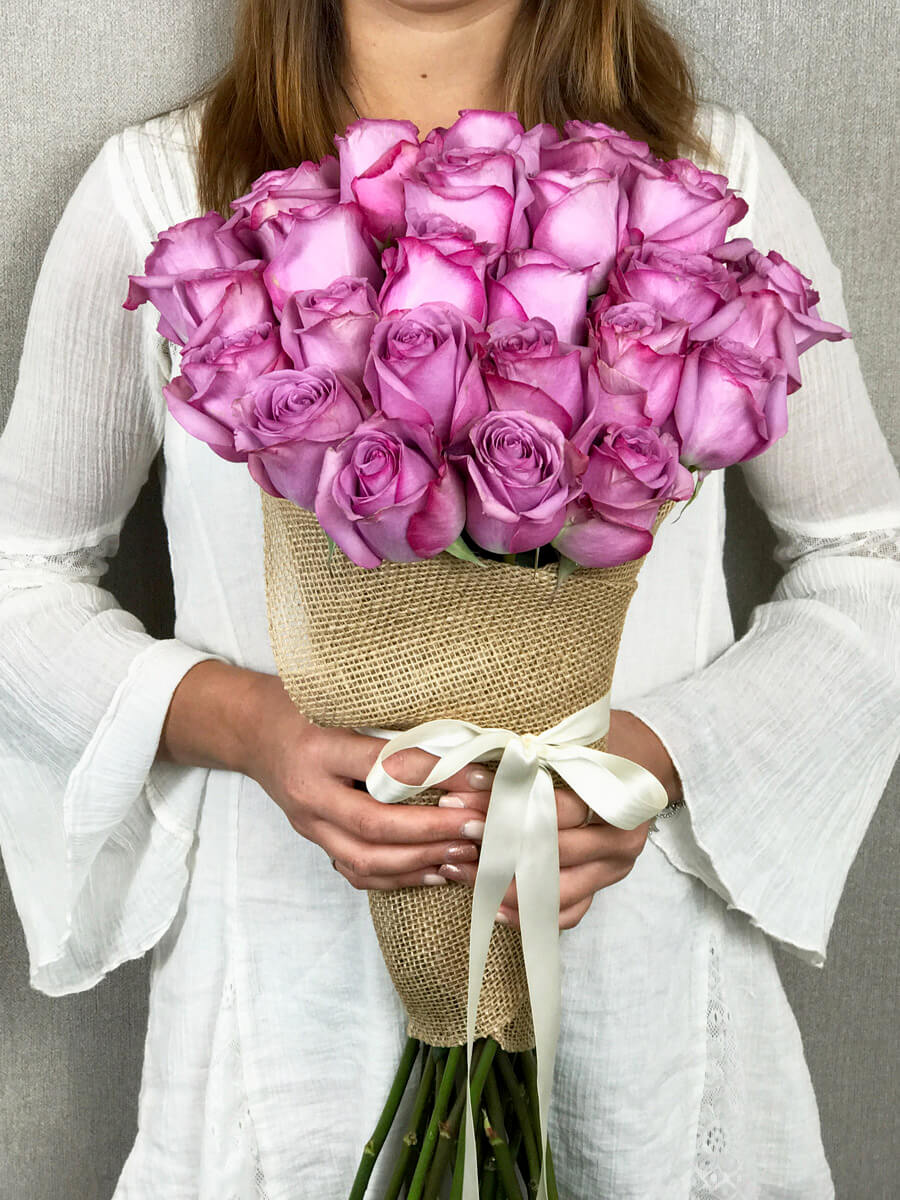 Flower delivery tarzana Why Choose Seasonal Flowers