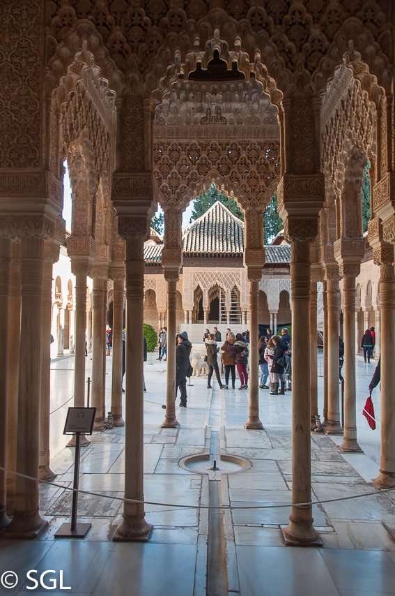 Patio de los leones. Alhambra de Granada