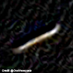 UFO Photographed Over San Carlos, Venezuela 12-20-2016
