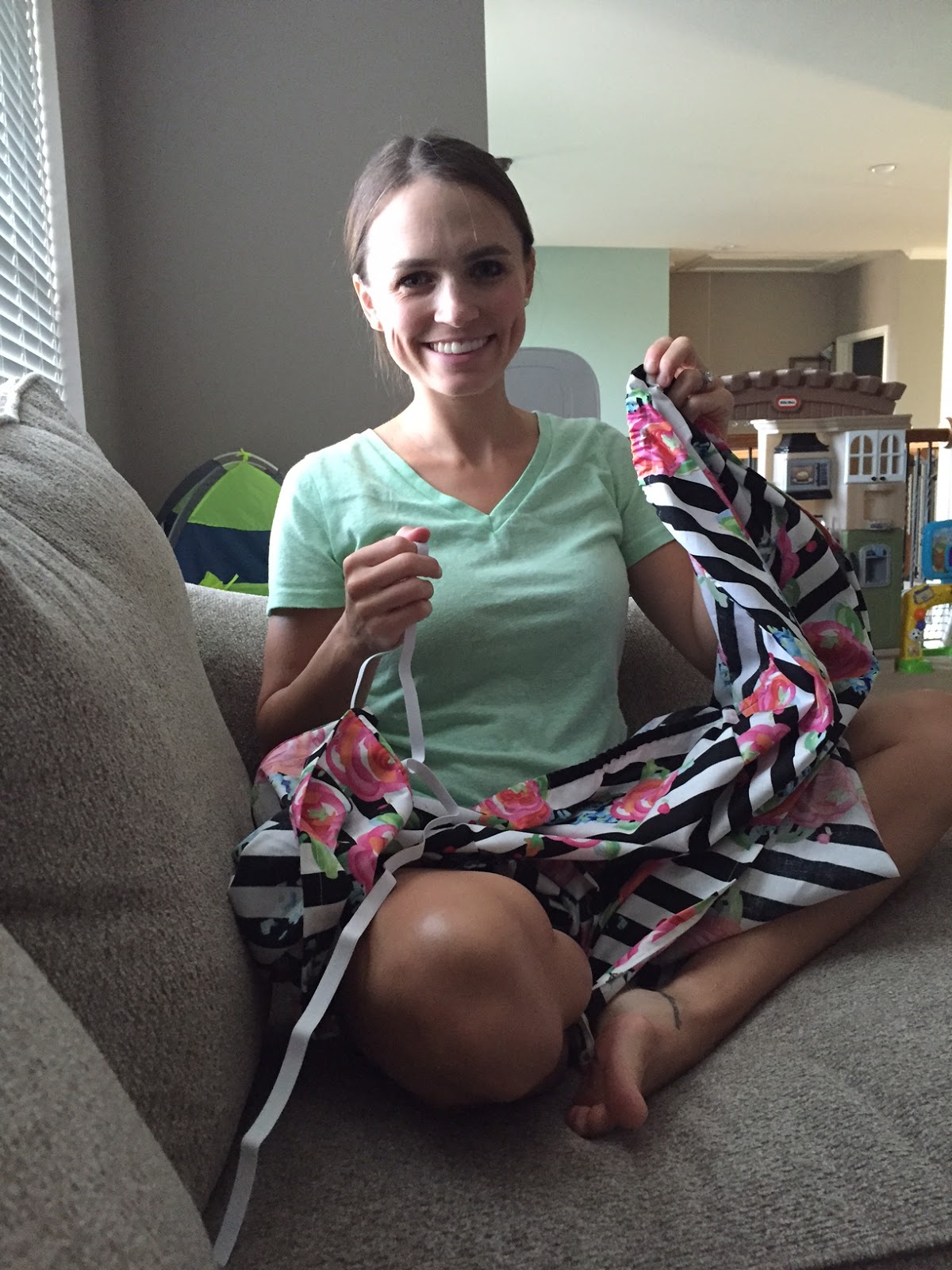 The Chronicles of Ruthie Hart DIY Crib Sheet