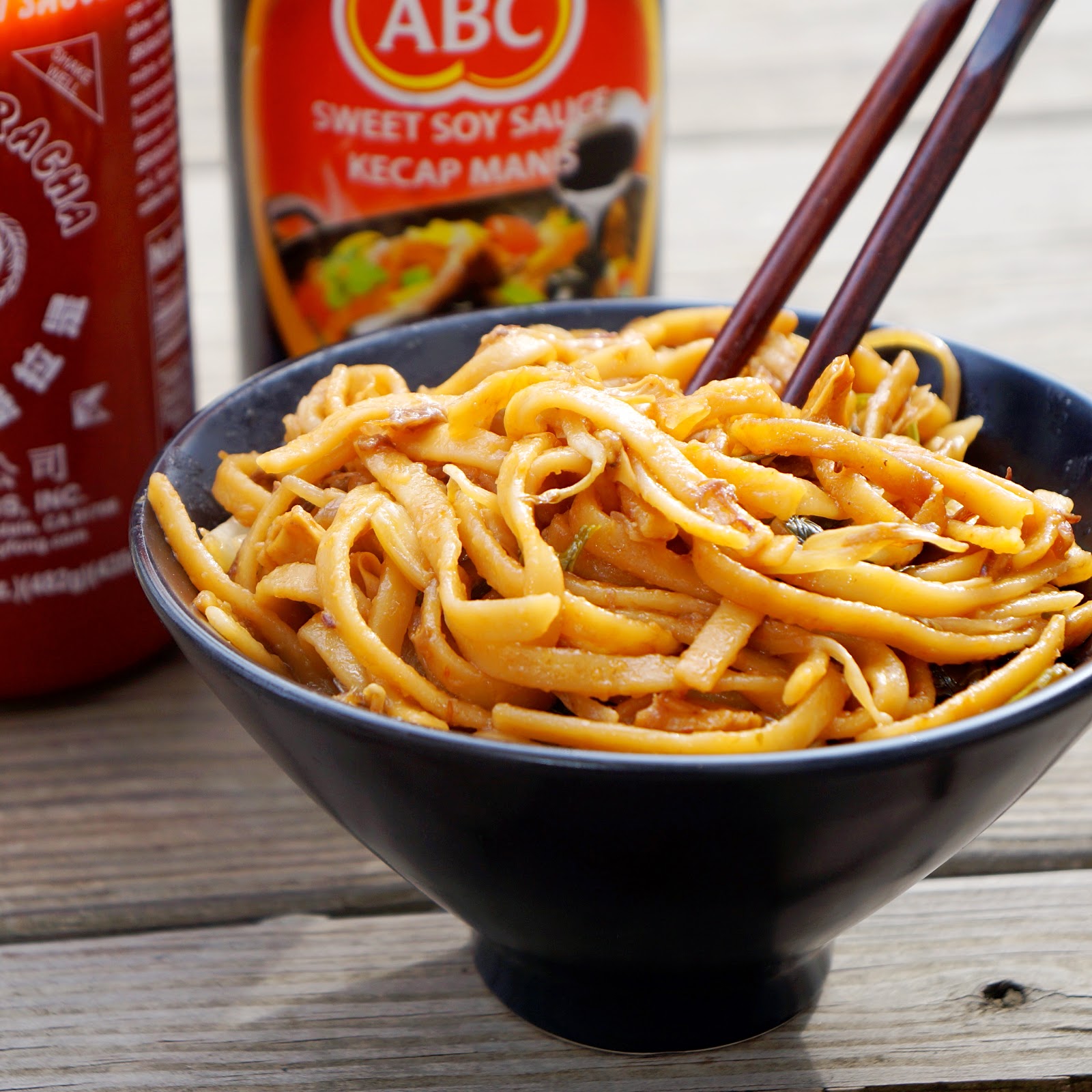 Sweet and spicy udon noodles