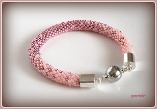 sznur szydełkowo koralikowy, bransoletka różowa