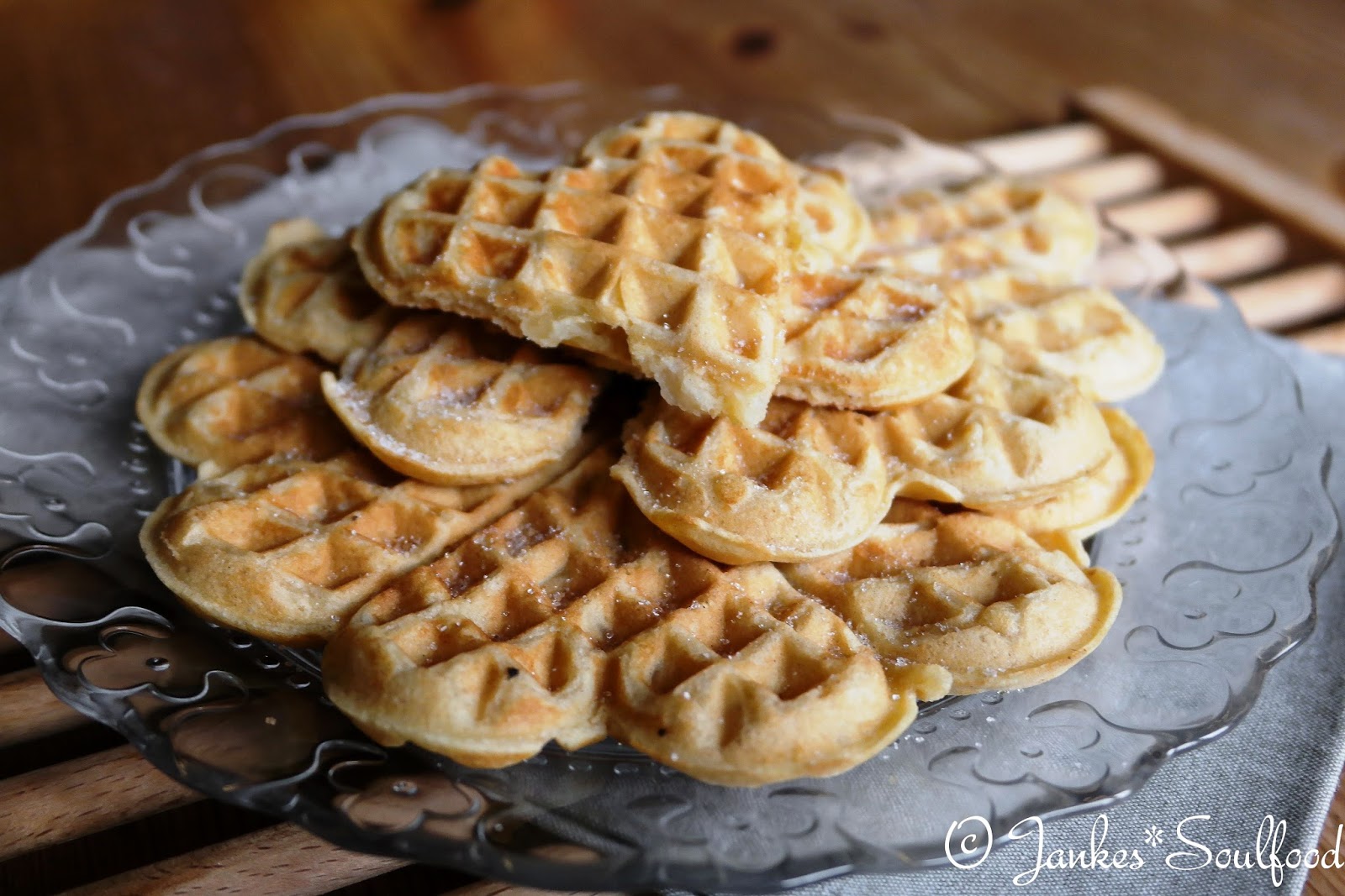 Jankes*Soulfood : Vollkornwaffeln mit Apfel