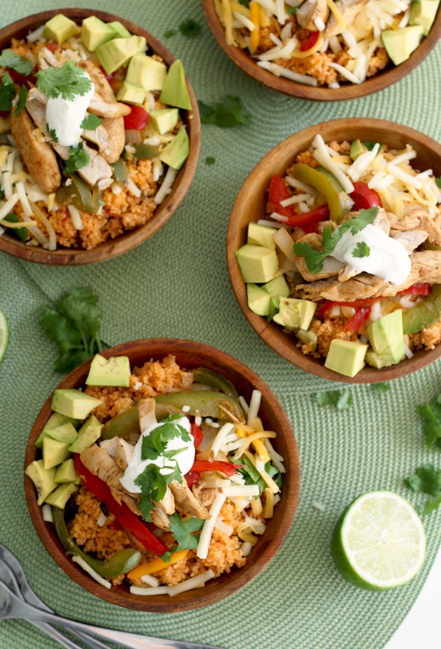Chicken Fajita Couscous Bowls Chicken Fajita Couscous Bowls | thetwobiteclub.com | #ChoppedAtHome #contest #ad