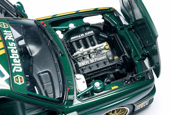 AUTOART 1/18 - BMW M3 E30 DTM Diebels | DiecastXchange Forum