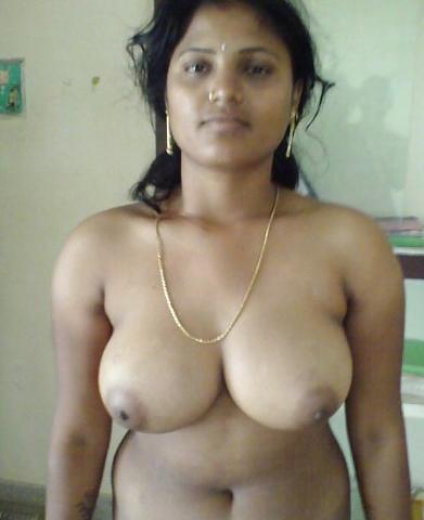 Indian girl boobs cleavage, milky boobs, small boobs, sexy girl, Sexy Indian girls