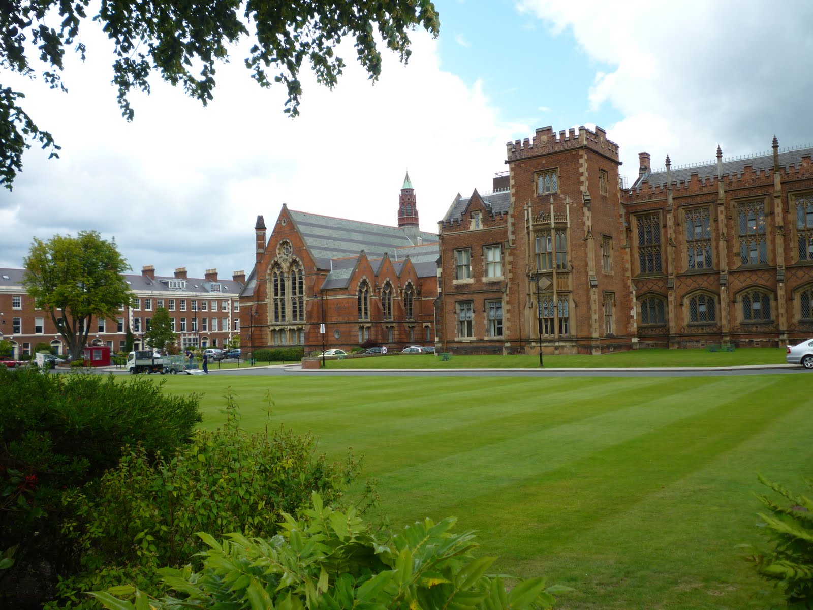 JULY - 2011 NORTHERN IRELAND-UK /REPUBLIC OF IRELAND - (Click on Photos