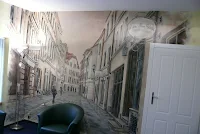 Malowanie obrazu na ścianie  w gabinecie, Toruń
