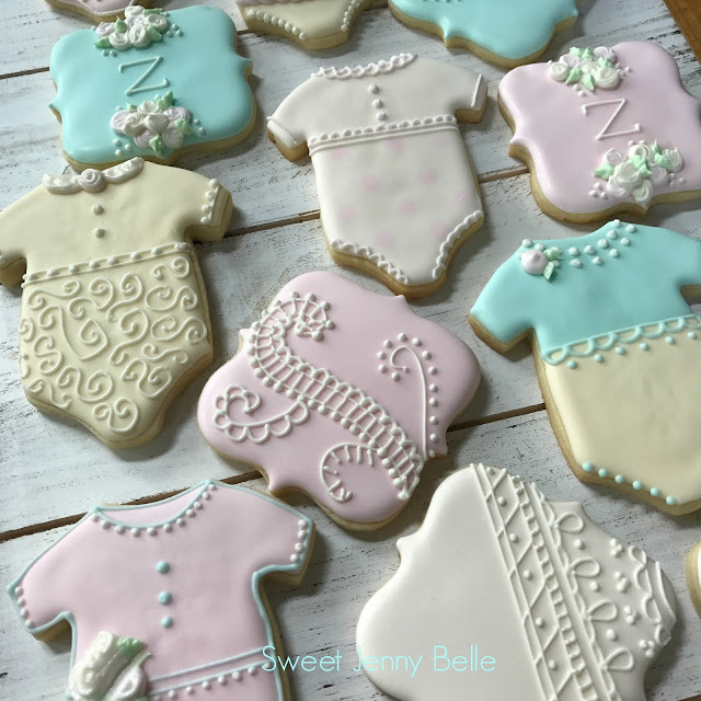 tutorial and video on decorated baby onesie cookie