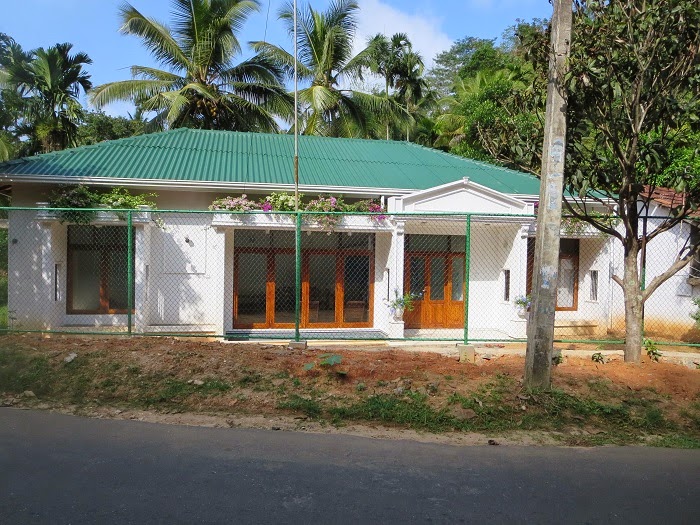 SLadds Brand New House with 68p Land at Balangoda, Kalthota road