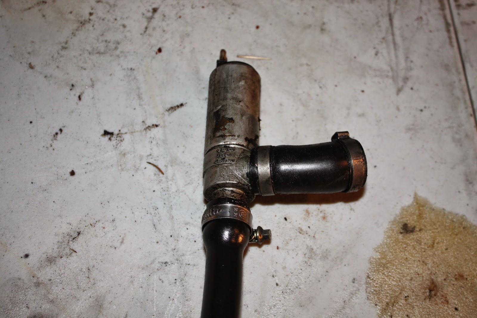 KrEvCon BMW Parts E30 VDO Idle Air Control Valve