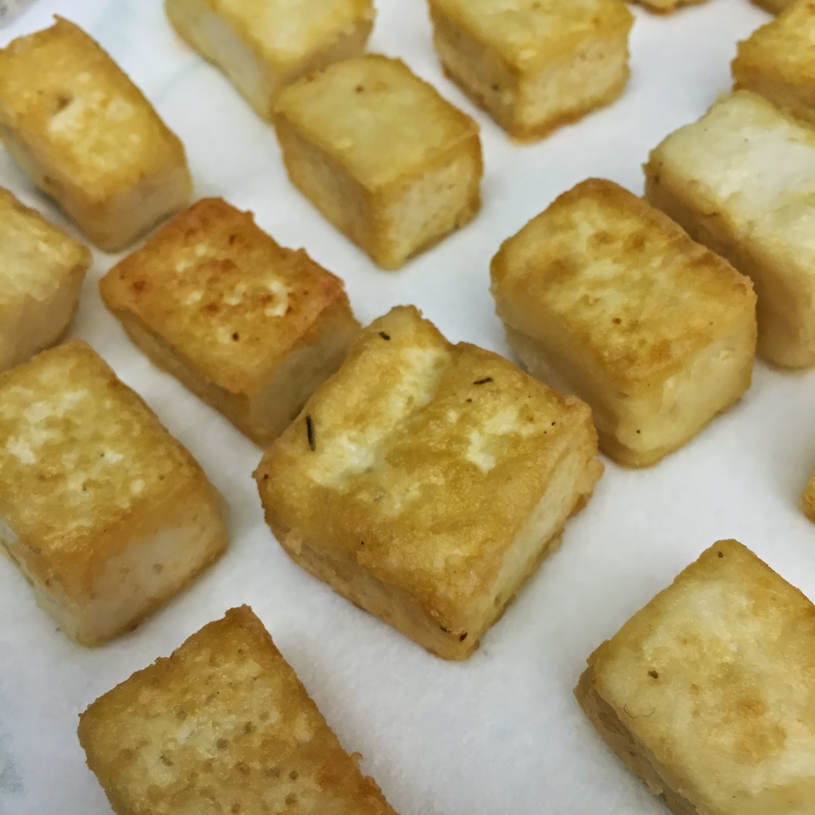The Korean Vegan: Recipe: Crispy Sweet and Spicy Tofu