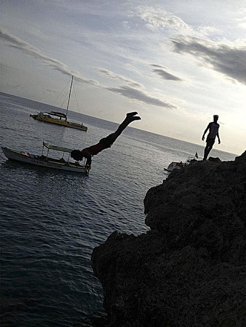 Βουτιές - Dives