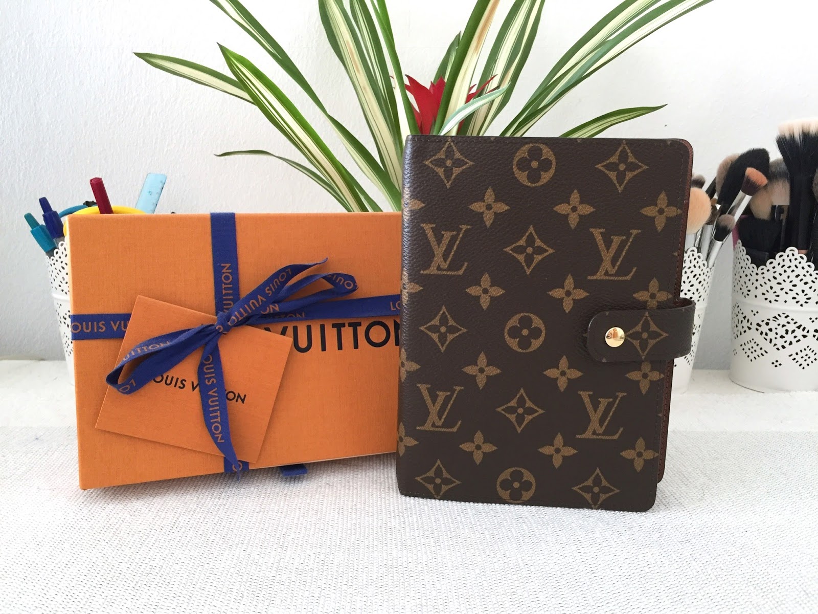 louis vuitton medium agenda