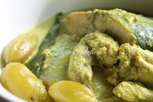 Masak Lemak Cili Api Ikan Parang Dg Belimbing Buluh