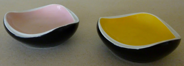 2 x Ćmiełow, lata 60. Polish New Look design, '60s, Ćmielów.