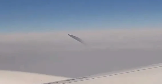 Very strange UFO phenomena in the skies above Turkey.