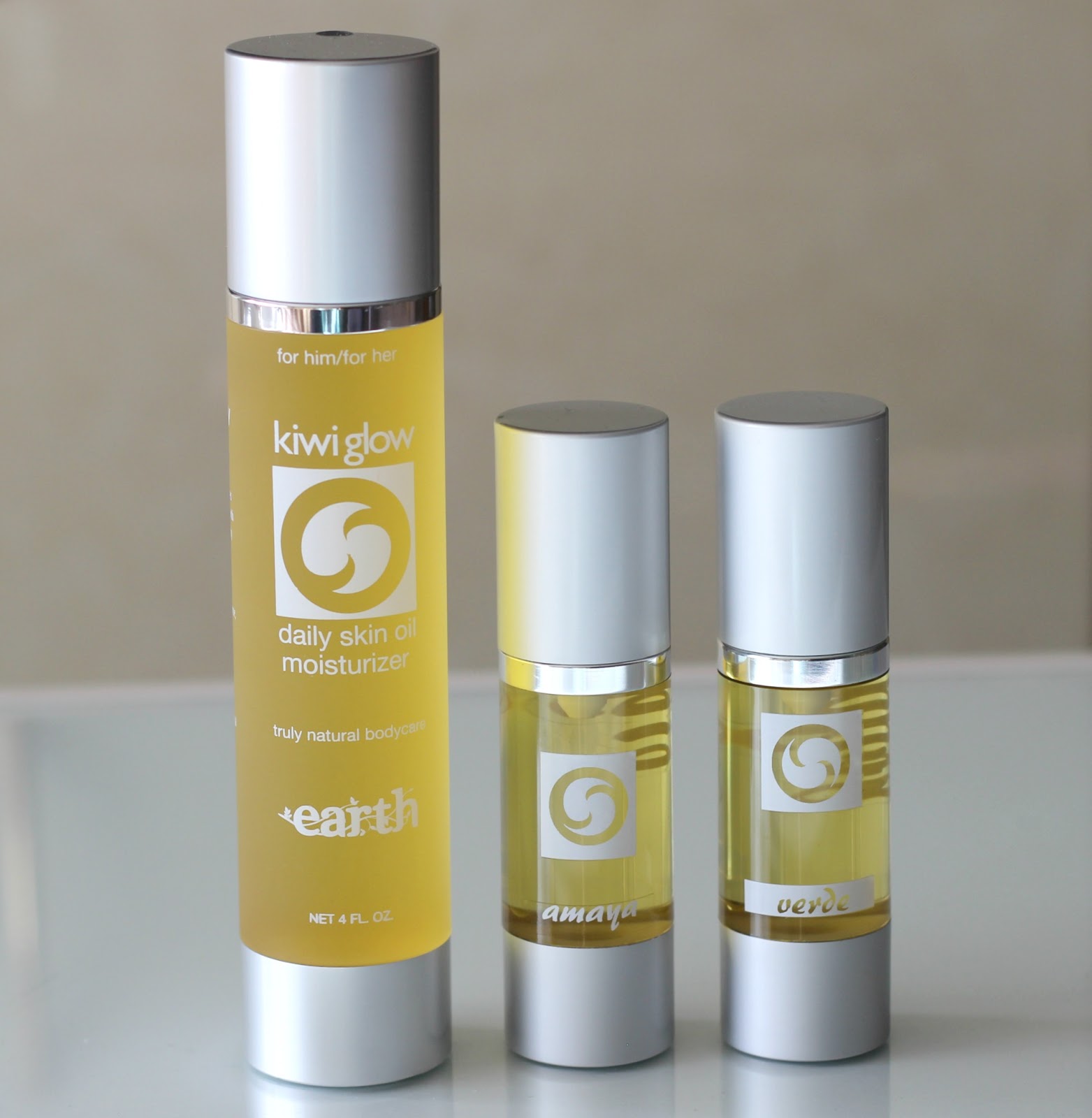 Kiwiglow Organic Artisanal Daily Skin Oil Review Sesame Oil for Glowing Skin! Natalie Loves