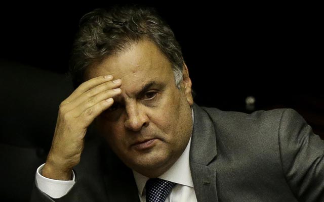 Aécio tem R$ 11,5 milhões em bens bloqueados pela Justiça e vira réu
