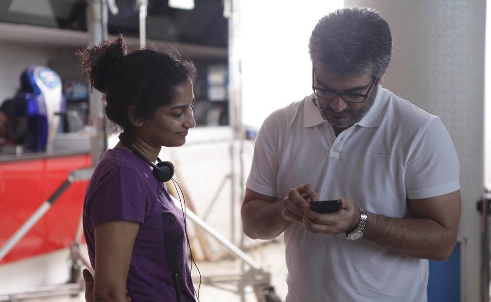 Ajith’s Cameo in English Vinglish Stills - Wallwoods