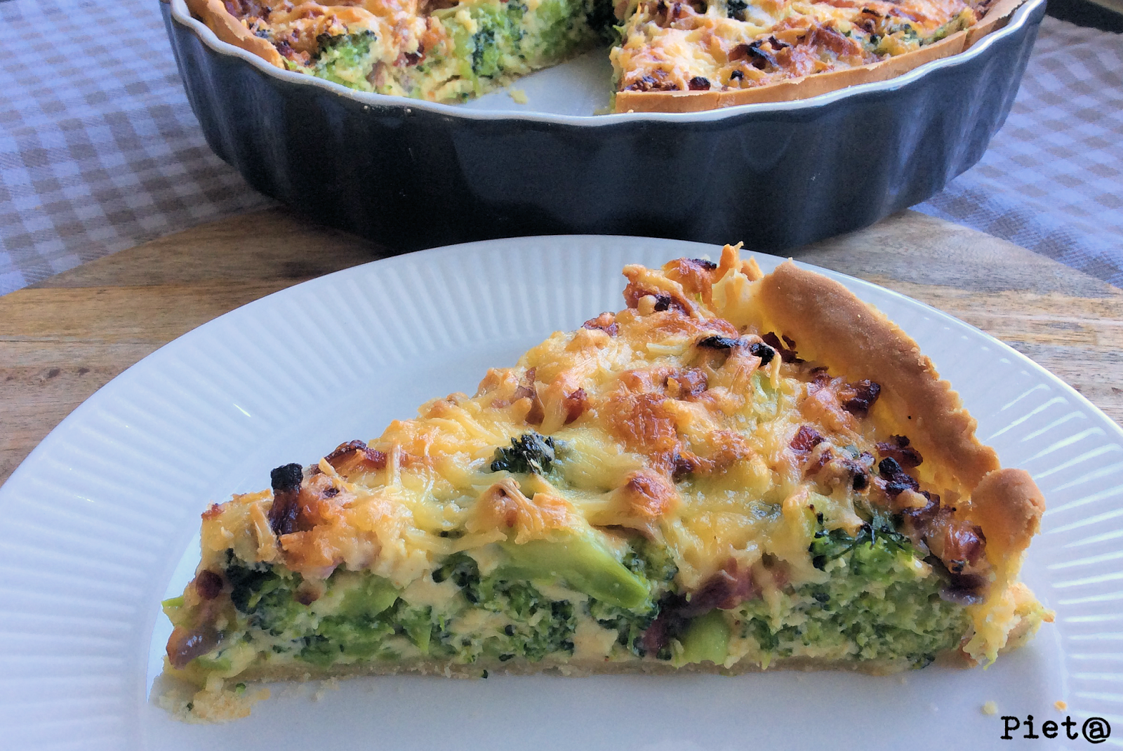 Pieta's hapjes Quiche met broccoli, spekjes en kaas