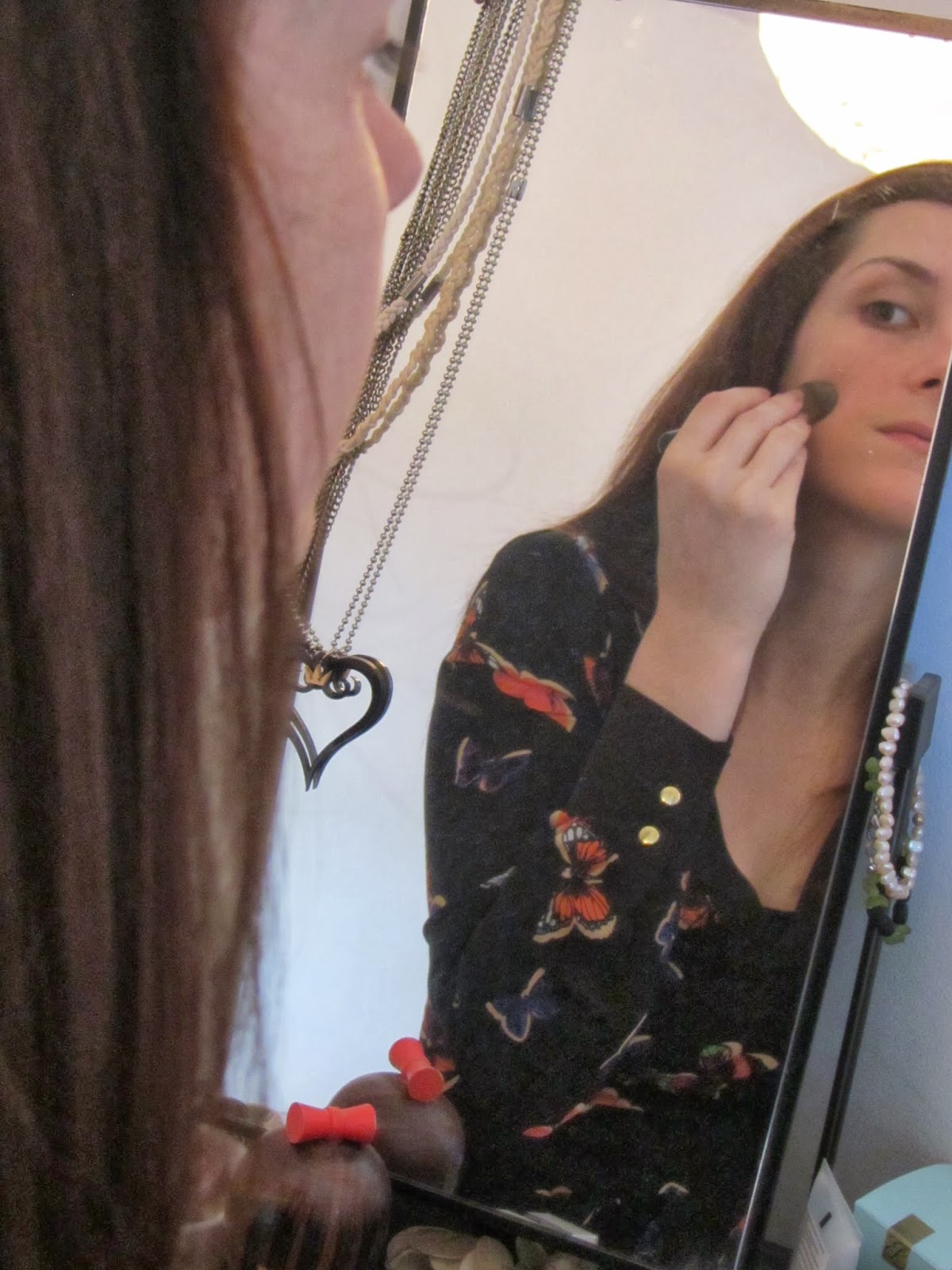 What Laura Loves Today Japonesque Luminous Foundation Review