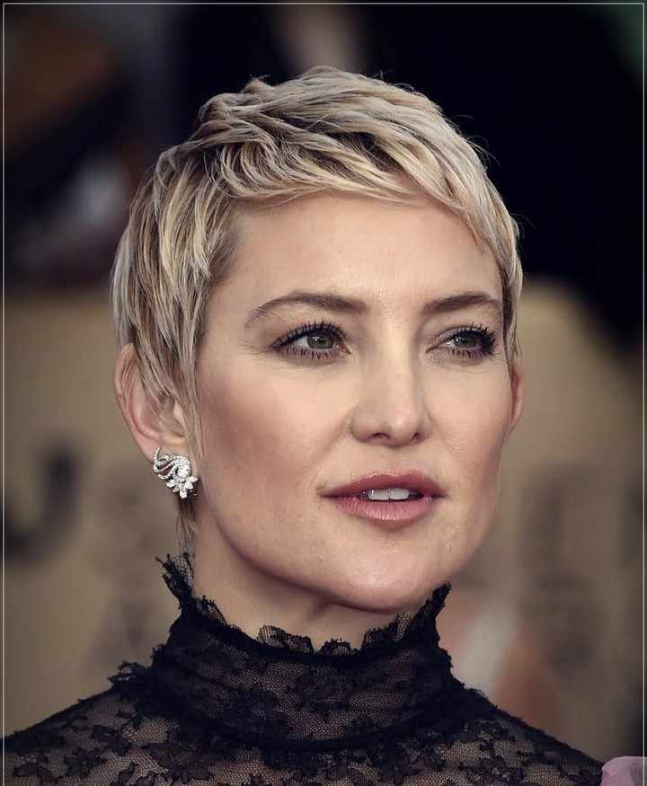 48 Short Hairstyles For Women 2019 Latesthairstylepedia Com