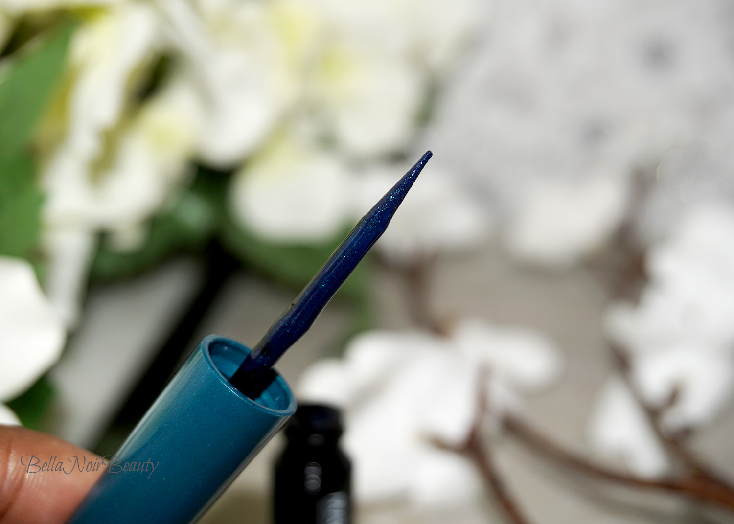 Review Make Up For Ever Aqua XL Ink Liner Bella Noir Beauty