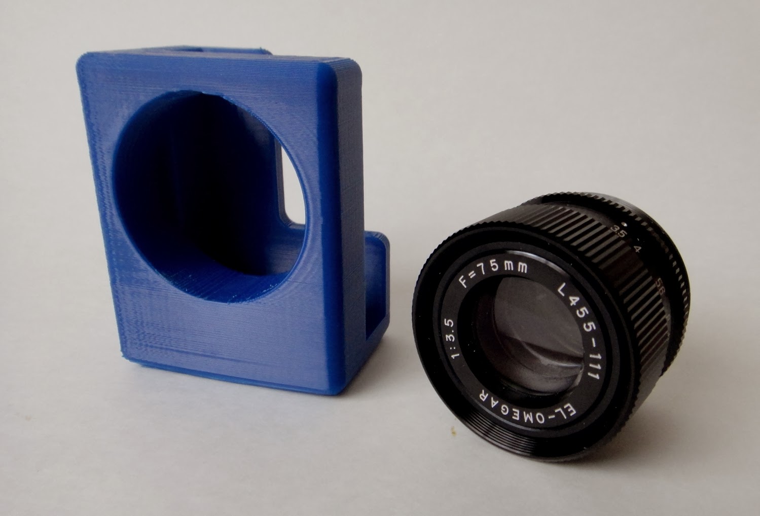 The Tinkers An Inexpensive iPad Macro Lens and Adapter