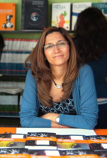 Escritora Rosa Huertas