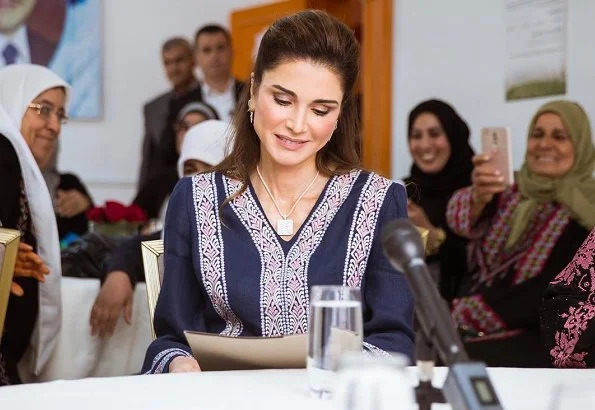 Queen Rania of Jordan wears Basmet Al-Khair Charitable Society' traditional Jordanian dress. Queen Rania wore Talitha Salma embroidered dress