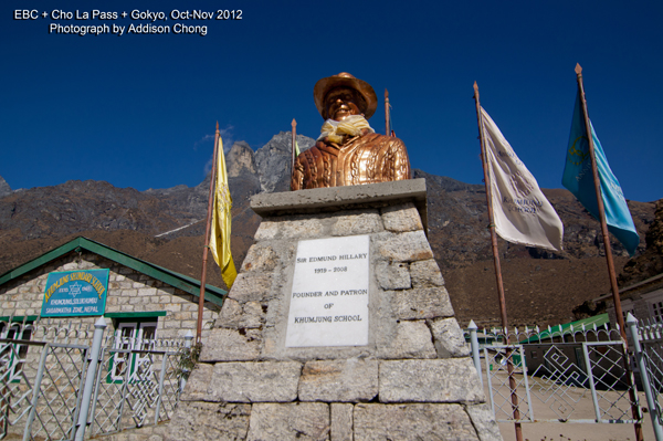 Statue of Sir Edmund Hillary in Khumjung High School