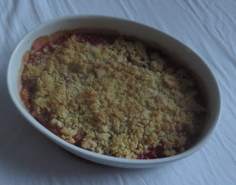 Barbaras Spielwiese: Rhubarb Crumble (Rhabarber mit Streuseln) Barbaras Spielwiese: Rhubarb Crumble (Rhabarber mit Streuseln)