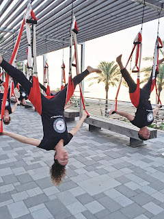 yoga aerien, aero yoga, aeroyoga france, aero yoga paris, air yoga, air pilates, apesanteur, hamac yoga, pilates, yoga, quebeq, balançoire, formation, enseignants